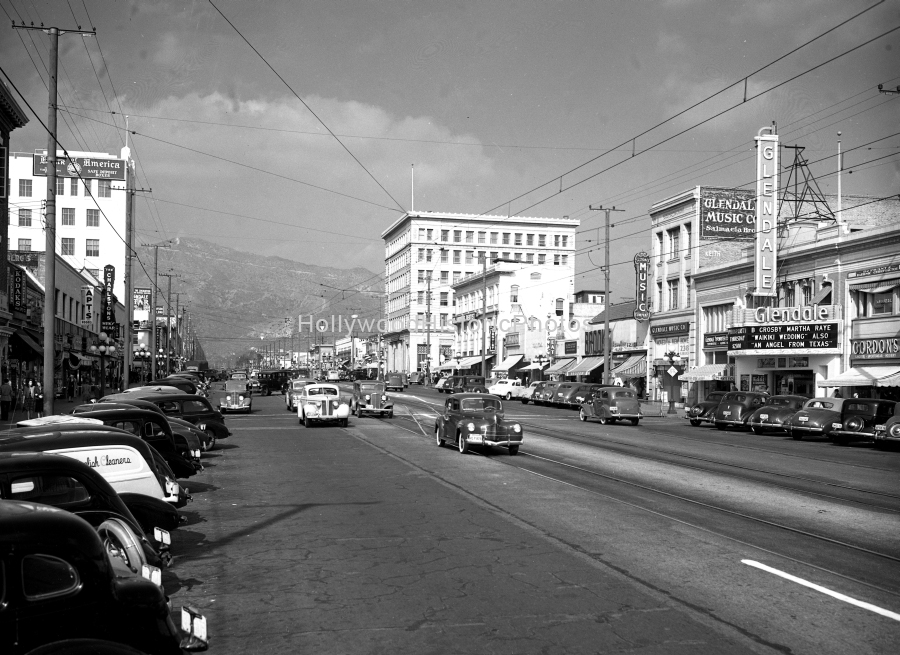 Glendale 1940 Glendale Theatre.jpg